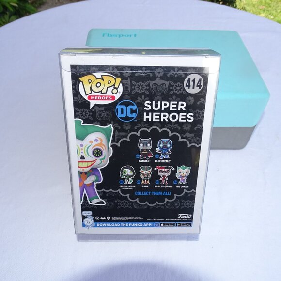 Funko Pop Glow In The Dark The Joker #414 Action Figure - Picture 2 of 2